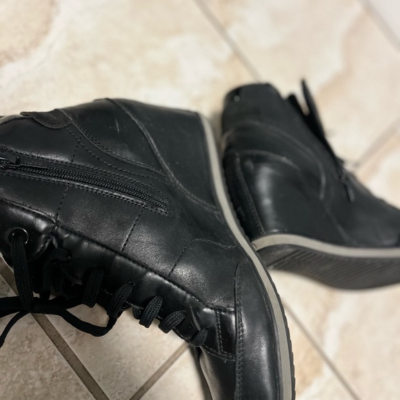 GEOX Ankle Boots - Picture 5 of 10